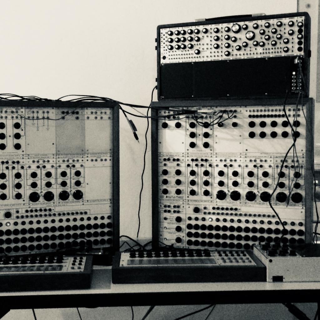 Synthesizer Don Buchla Serie 100 Nachlass Ernst Krenek Foto c Tobais Leibetseder