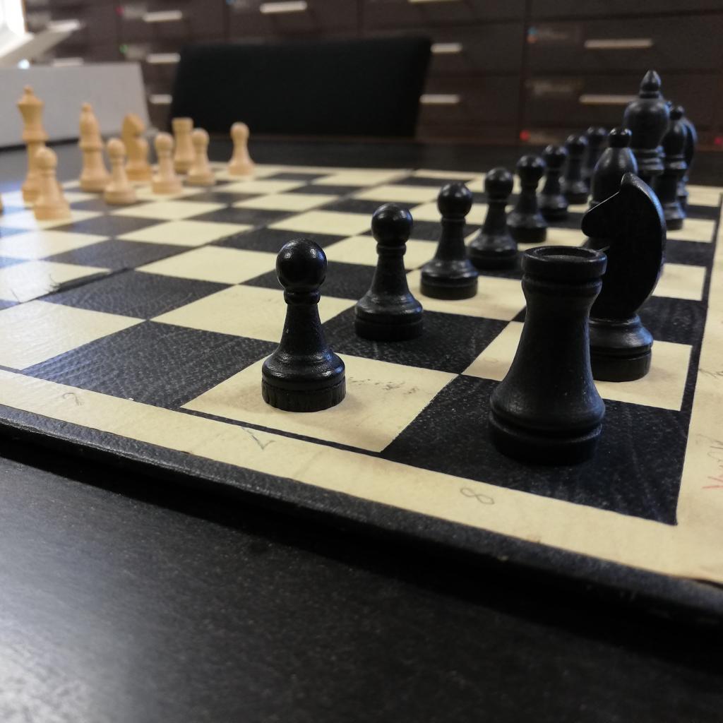 Schachspiel aus dem Nachlass von Ernst Krenek