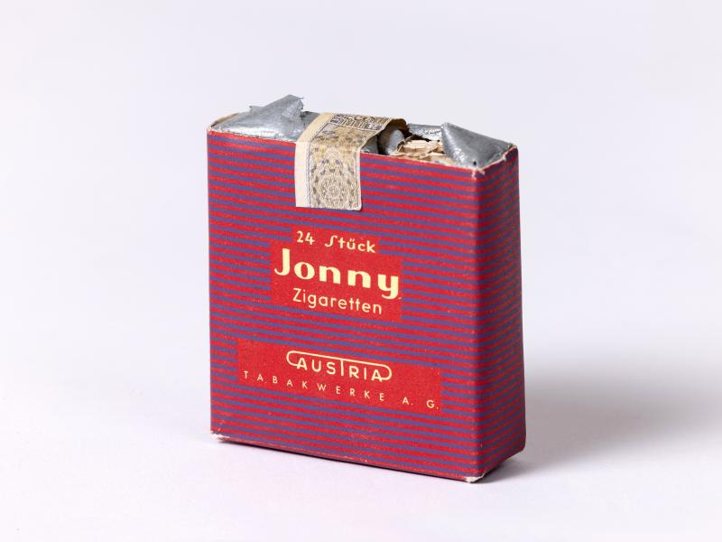 Jonny Zigarettenschachtel aus der Zeit des Nationalsozialismus
